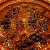خورشت آلو با گوشت