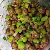 باقالا پخته با سبزیجات معطر