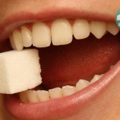 قند چه تاثیری بر روی دندان می گذارد