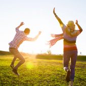 چگونه می توانیم شادتر شویم؟