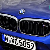 نقد و بررسی بی ام و M5