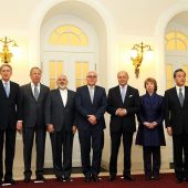 لباس مناسب برای دیپلمات ها کدام است؟