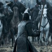 جان اسنو واقعی در فصل 8 Game Of Thrones و کلیپی زیبا از نبرد های با شکوه وی در طول سریال …