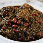 طرز تهیه خورش قورمه سبزی با قارچ