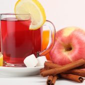 نوشیدنی سیب و زیر فون