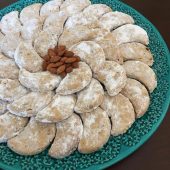 شيرینی بادامی