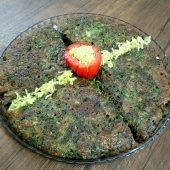 کوکو سبزی با گردو