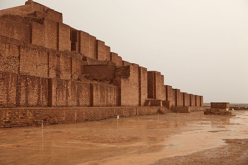 دیوار اجری قصر ،طلوع و غروب