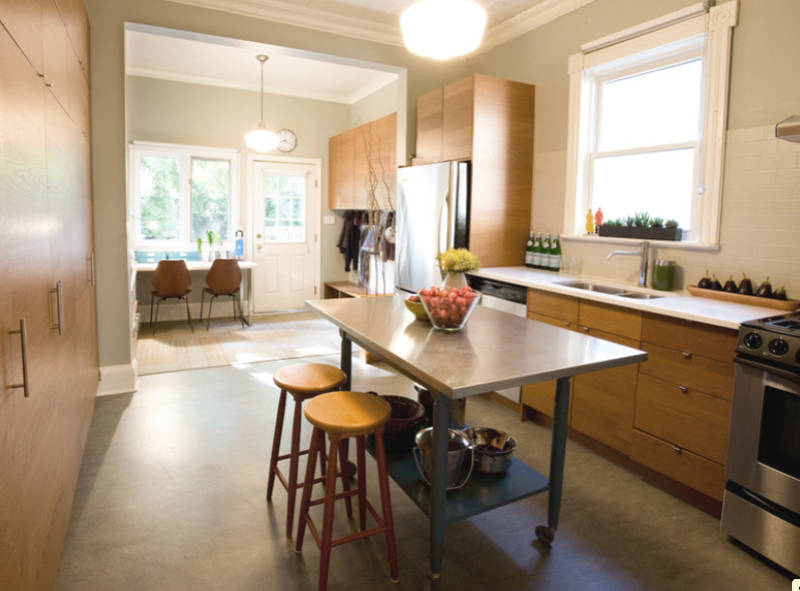 این ایده های ساده فضای آشپزخانه ی کوچک شما را بزرگ تر می کند.
