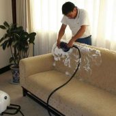 مبل های پارچه ای را با این روش ها تمیز کنید